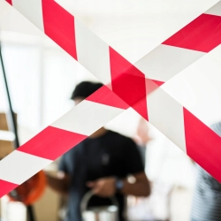 MOCNA SZEROKA TAŚMA OSTRZEGAWCZA BIAŁO-CZERWONA 75mm x100m