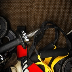 OCHRONNA MATA PODŁOGA GUMOWA PUZZLE NA SIŁOWNIĘ POD SPRZĘT 4 SZT 60x60